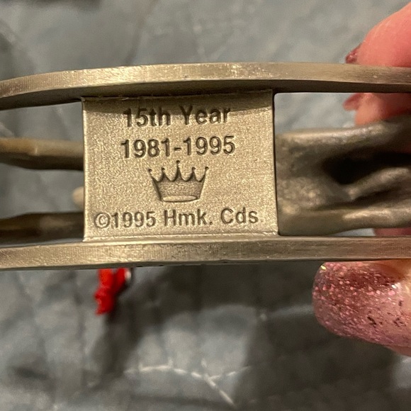 Hallmark keepsake ornament - Picture 5 of 5